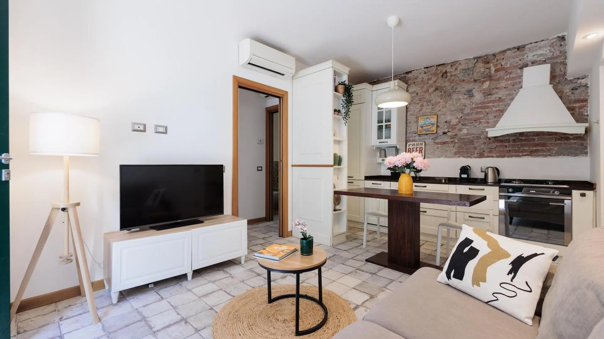 Urban House - Darsena Home Navigli Milan Center