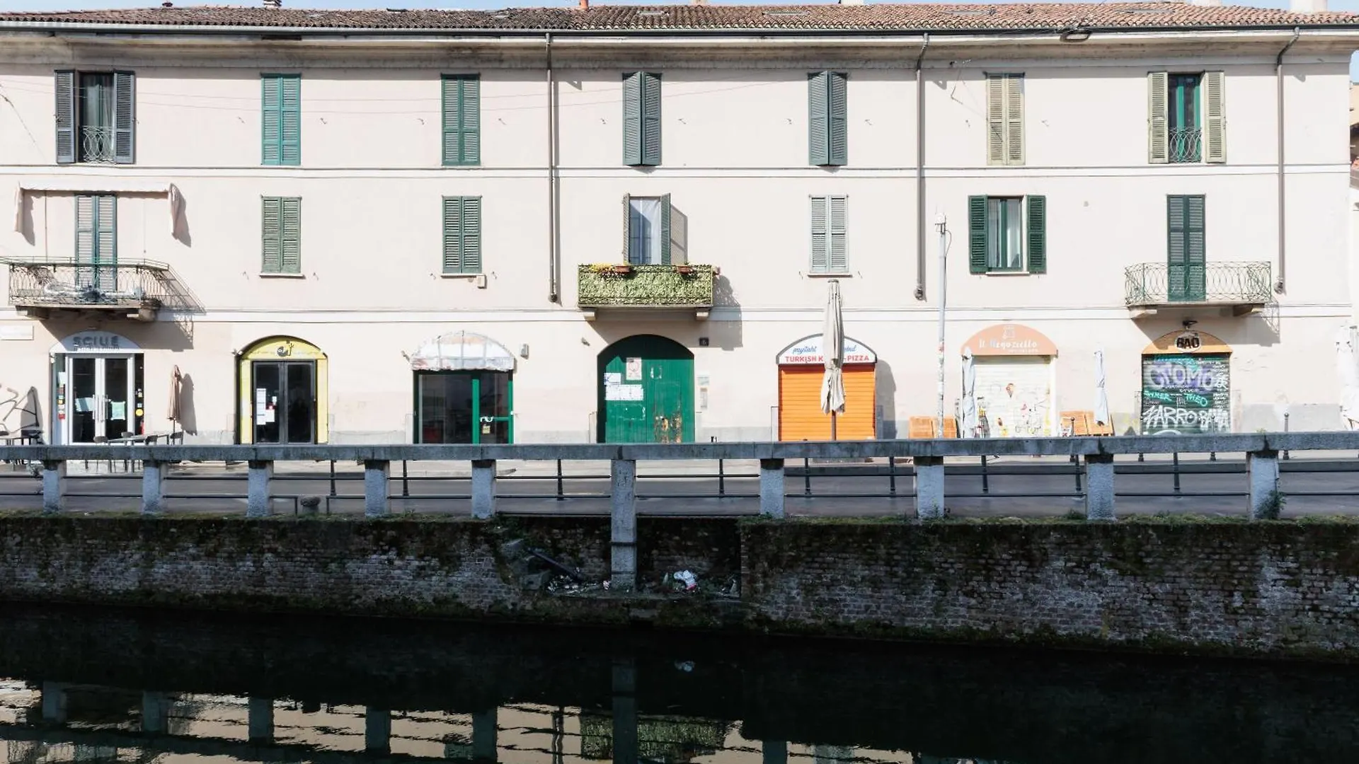 Urban House - Darsena Home Navigli Milan Center Apartment