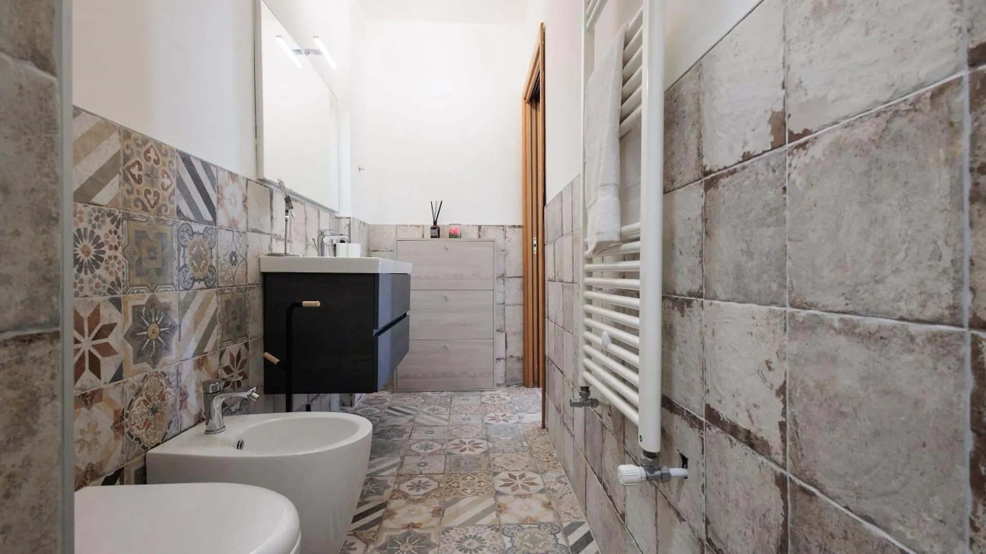 Urban House - Darsena Home Navigli Milan Center Apartment