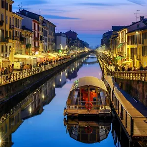 Comfortable Studio Flat By The Navigli Apartment