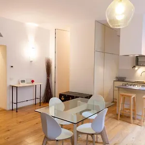Apartamento Appartamento: Tarra6, Milán